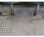 Is the deformation of stainless steel sieve plates related to raw materials?